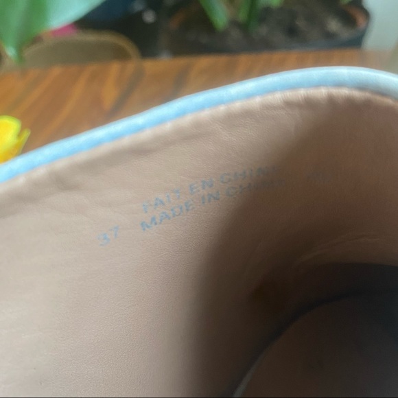 Matt & NAT Vegan JOAN Style Heels 👠 - Picture 4 of 6